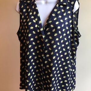 Express Sleeveless blouse